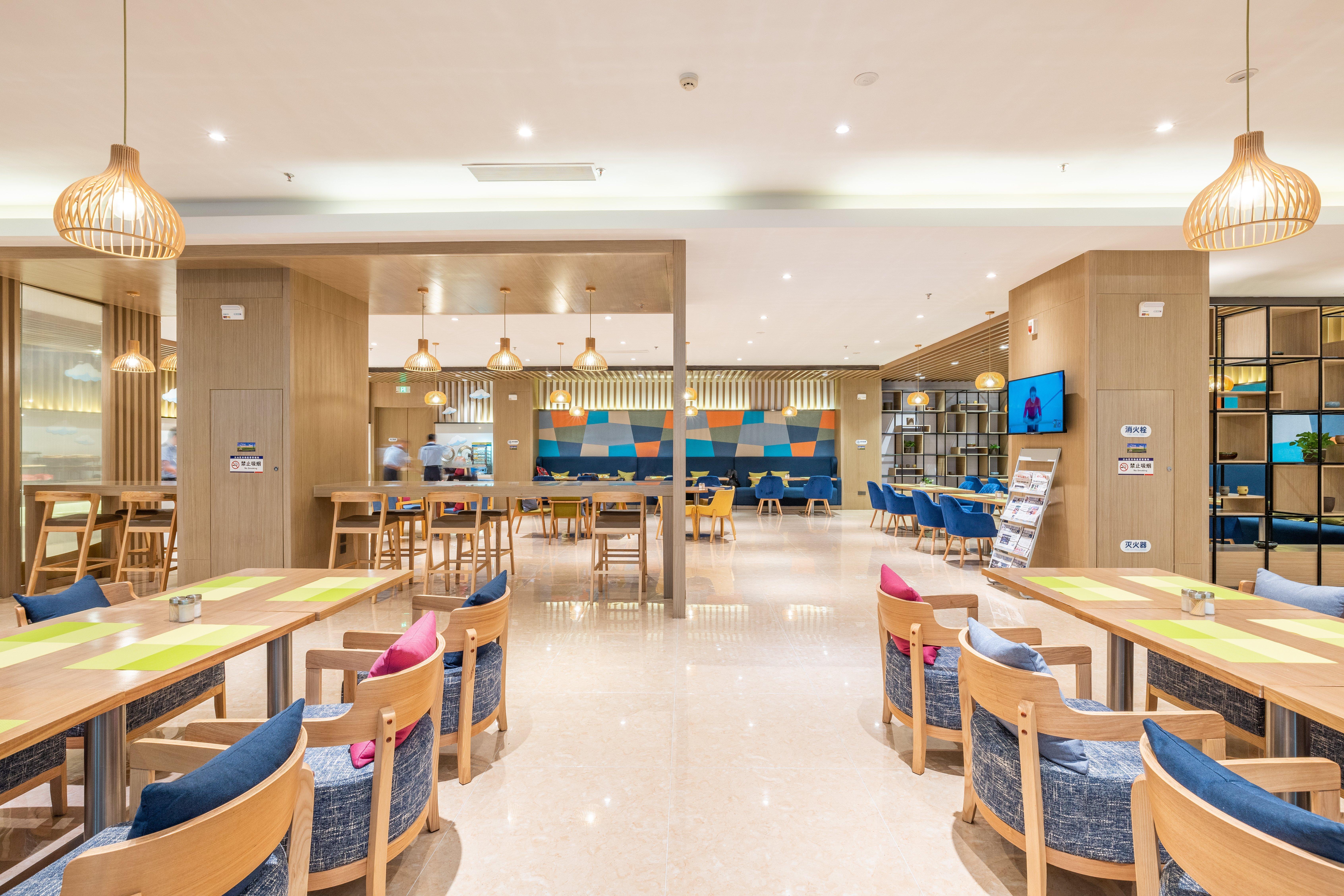Holiday Inn Express Anshan Downtown By Ihg Exterior photo